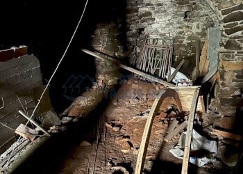 Immagine WhatsApp 2025-03-31 ore 16.53.41_ad01f760 - Magazzino Via Ponte, Badalucco - foto 2