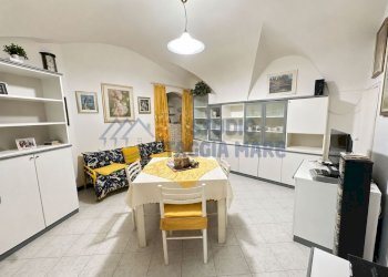 PHOTO-2026-05-29-18-12-24 - Three-room apartment Via NIno Bixio, Riva Ligure - photo 1