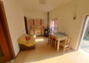 Immagine WhatsApp 2025-03-07 ore 16.12.20_20460b7f - Porzione di casa Via Costa 8, Molini di Triora - foto 7