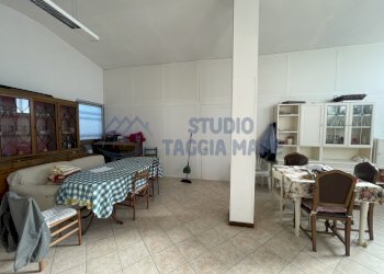 IMG_8554.JPG - Magazzino Strada Sen. Ernesto Marsaglia, Sanremo - foto 6