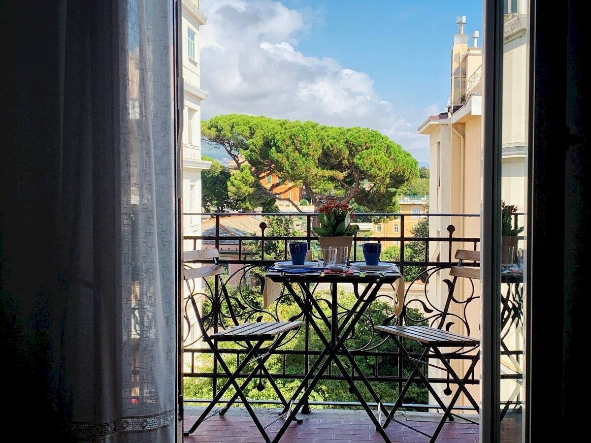 balcone.jpg - Appartamento Via Cesare Battisti 4, Genova - foto 1