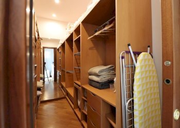 cabina armadi.jpg - Appartamento Via Cesare Battisti 4, Genova - foto 9