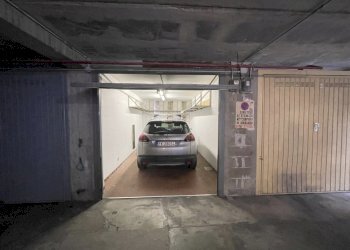 box vendita via robino marassi genova.JPG - Box Via Aurelio Robino 96, Genova - foto 1