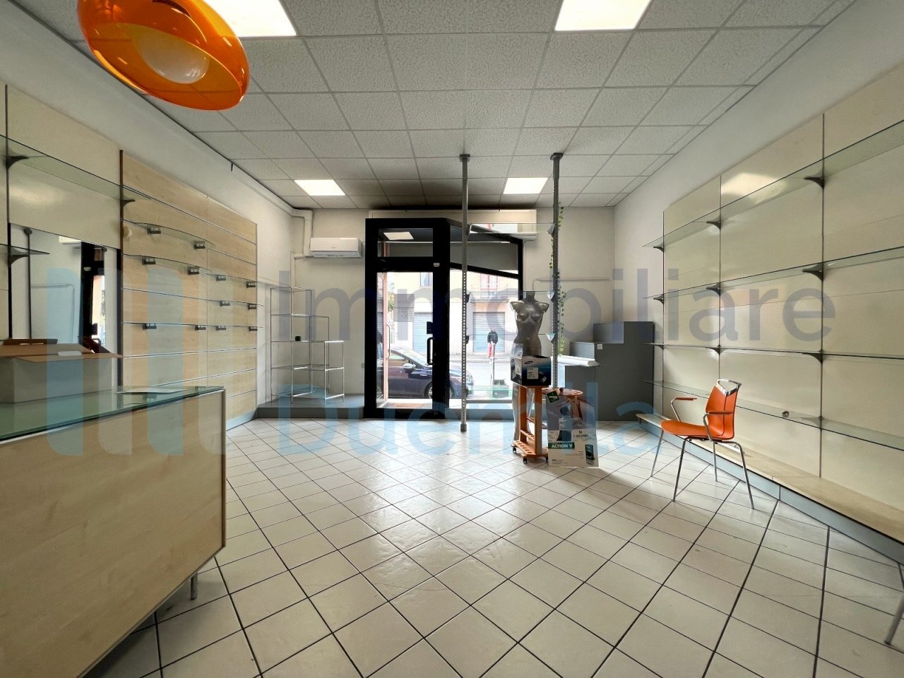 IMMAGINE02-ink.jpeg - Commercial Premises Bologna - photo 2