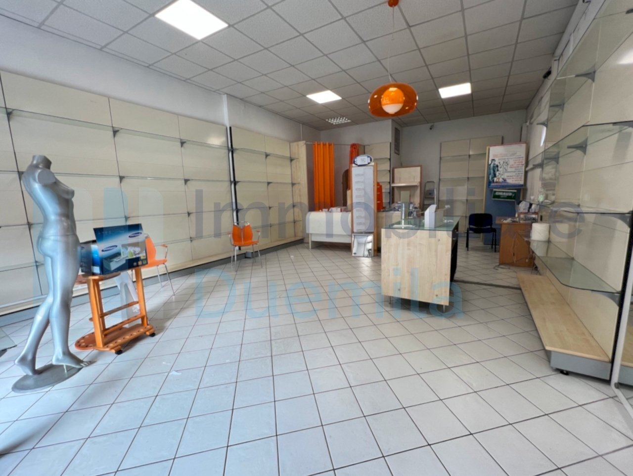 IMMAGINE03-ink.jpeg - Commercial Premises Bologna - photo 3