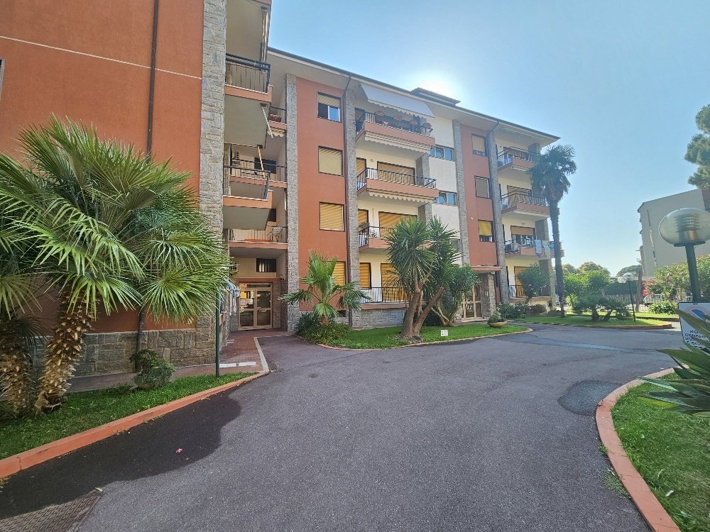 2.jpg - Trilocale largo cambiaso 1, Diano Marina - foto 1