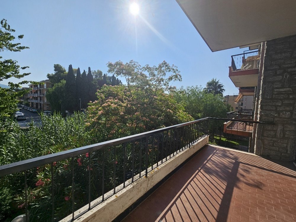 10.jpg - Trilocale largo cambiaso 1, Diano Marina - foto 2