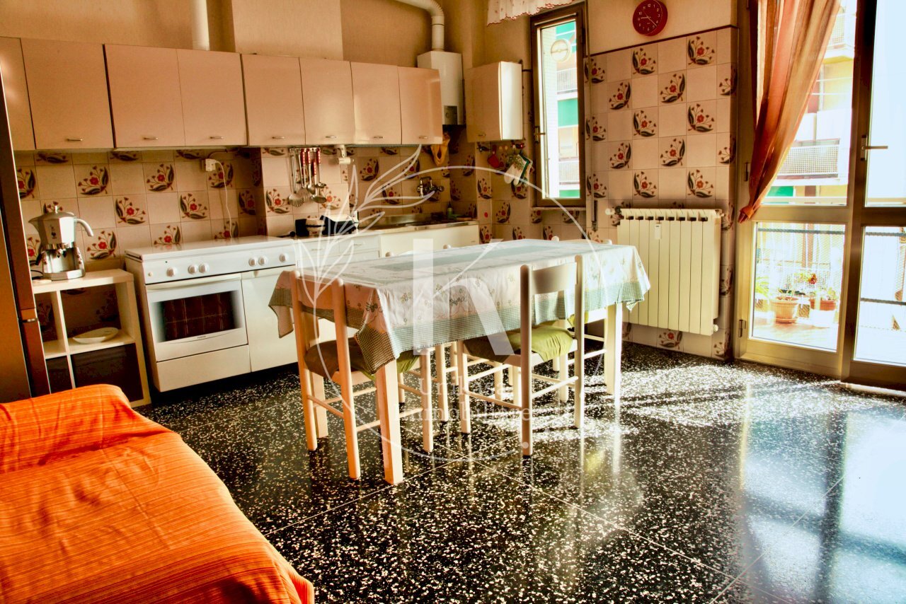 IMG_0097.jpeg - Four-room apartment Via Francesco Crispi 19, Savona - photo 1