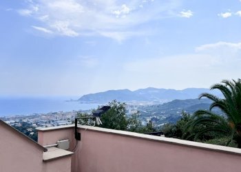 IMG_9356.jpg - Villa Via Alla Strà, Savona - photo 1