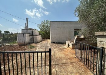 WhatsApp Image 2025-08-21 at 4.46.32 PM (1).jpeg - Villa SP28, Ostuni - foto 1