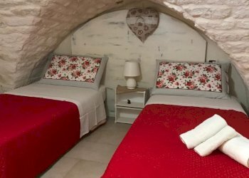 PHOTO-2025-07-16-21-27-36 3.jpg - Casa indipendente Via Roma, Ostuni - foto 30