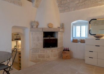 PHOTO-2025-05-14-09-55-16.jpg - Casa indipendente Via CattedraleVIA CATTEDRALE, Ostuni - foto 3