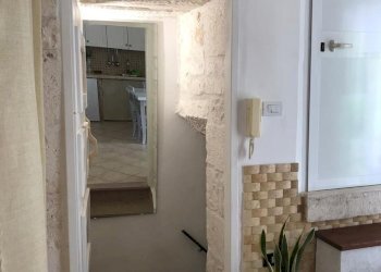 2.jpg - Casa indipendente Via Alfonso Pomes 68, Ostuni - foto 2