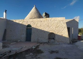 PHOTO-2024-10-15-17-08-14.jpg - Villa CONTRADA MOLILLO 22, Ostuni - foto 2