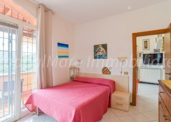 Vezzi -18.jpg - Quadrilocale Vezzi Portio - foto 13