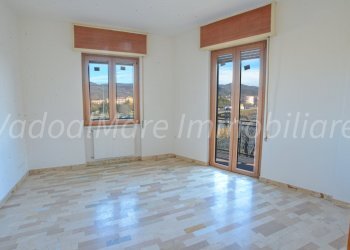 Cairo-01.jpg - Trilocale Corso Dante 23, Cairo Montenotte - foto 4