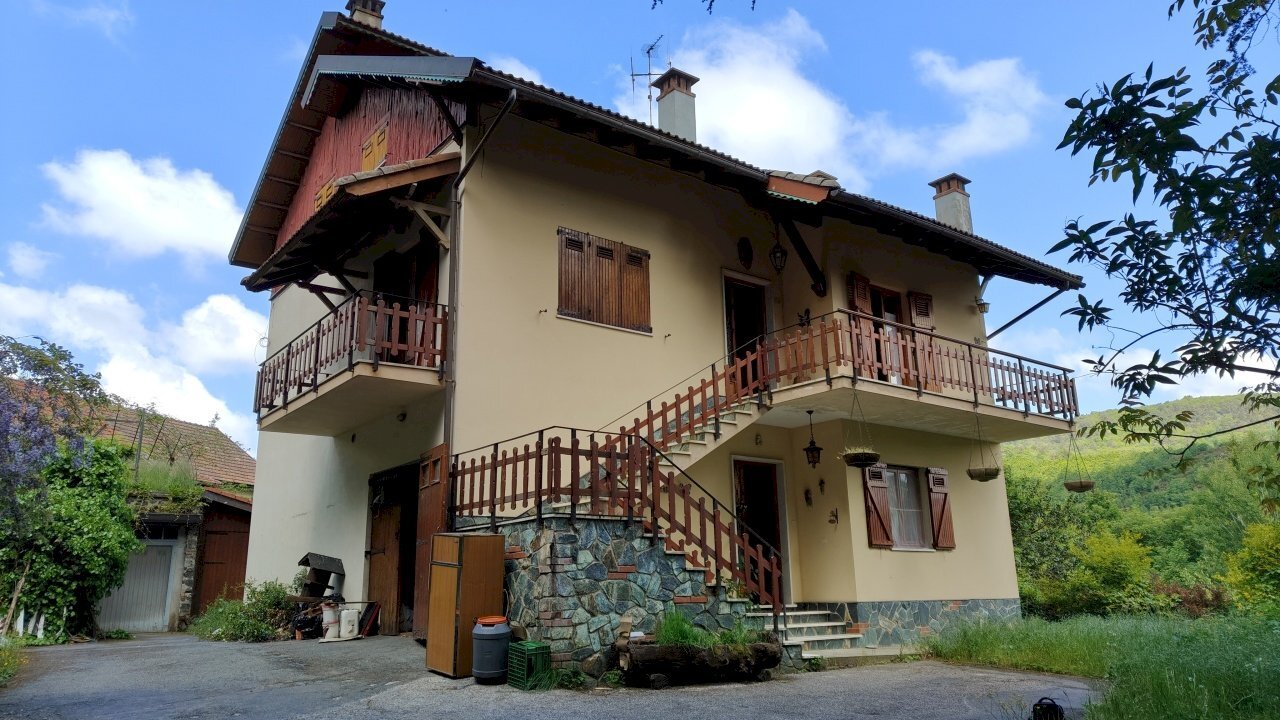 IMG20250516110842.jpg - Casale SP53 65, Urbe - foto 2