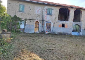 IMG-20250424-WA0022.jpg - Rustic Via al Castello 37, Pareto - photo 1