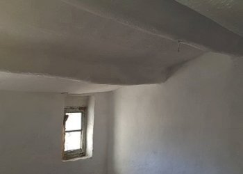 Camera sottotetto oves con finestra.jpg - Rustico Varazze - foto 10