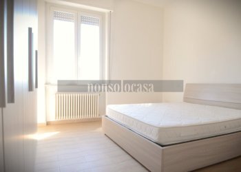 CAMERA MATRIMONIALE - Trilocale Via degli Arnati 23, Perugia - foto 21