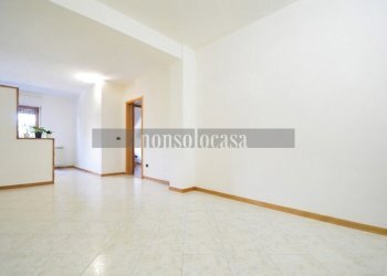 SOGGIORNO - Trilocale Via Giuseppe Lunghi 100, Perugia - foto 3