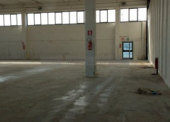 INTERNO - Capannone Via Gustavo Benucci 999, Perugia - foto 1