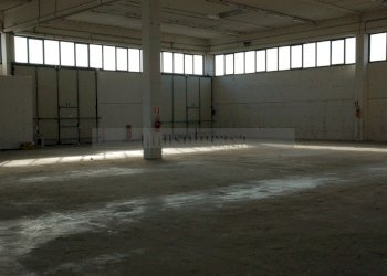 INTERNO - Capannone Via Gustavo Benucci 999, Perugia - foto 8