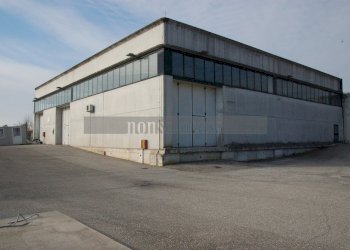 PIAZZALE - Capannone Via Gustavo Benucci 999, Perugia - foto 11