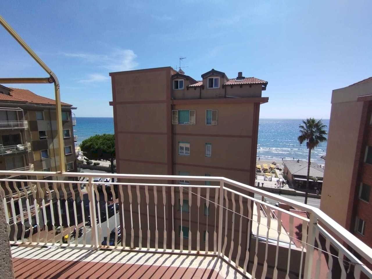 vista - Trilocale Andora - foto 1