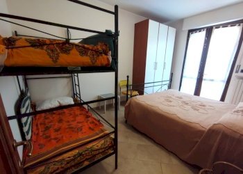 camera da letto - Bilocale Andora - foto 8