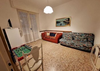 camera da letto - Trilocale Andora - foto 9