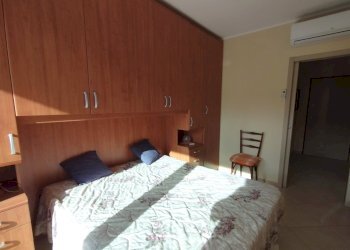 camera da letto - Bilocale Andora - foto 6