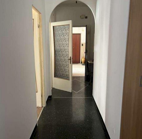 3.jpg - Quadrilocale all'asta Via Bordighera 11, Genova - foto 2