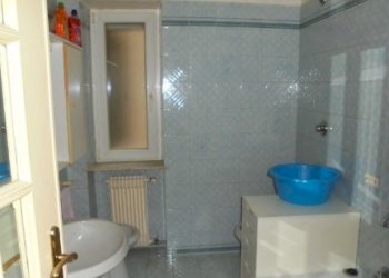 9.jpg - Appartamento all'asta Via Fereggiano 185, Genova - foto 8