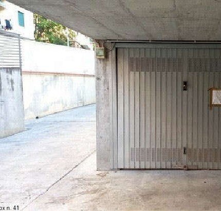 4.jpg - Box at auction Via Guido Agosti 49, Genova - photo 1