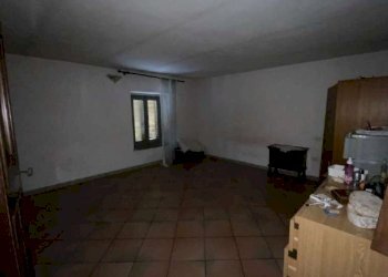 4.jpg - Townhouse at auction Via Incisa, Cortiglione - photo 7