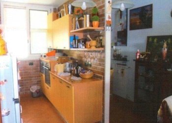 2.jpg - Appartamento all'asta Via Val Trebbia 82, Genova - foto 9