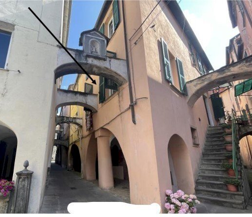 8.jpg - Two-room apartment at auction Via Portici 10, Varese Ligure - photo 1