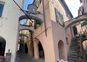 8.jpg - Bilocale all'asta Via Portici 10, Varese Ligure - foto 1