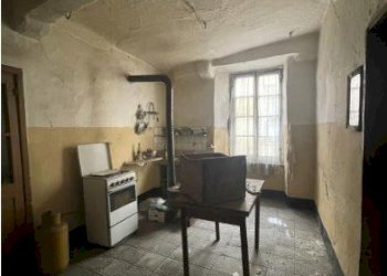 3.jpg - Bilocale all'asta Via Portici 10, Varese Ligure - foto 3