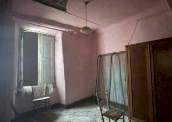 6.jpg - Bilocale all'asta Via Portici 10, Varese Ligure - foto 6