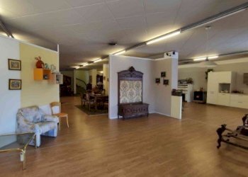 3.jpg - Show room Corso Giuseppe Garibaldi 177, Gattinara - foto 3