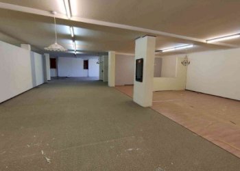 5.jpg - Show room Corso Giuseppe Garibaldi 177, Gattinara - foto 5