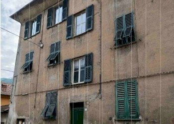 2.jpg - Appartamento Via Roma 31, Isola del Cantone - foto 1