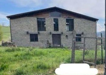 1.jpg - Villa Localita San Michele snc, Castelletto Uzzone - foto 1