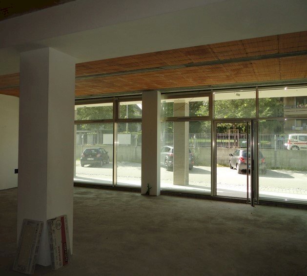 2.jpg - Locale Commerciale Via Antonio Carle snc, Cuneo - foto 2