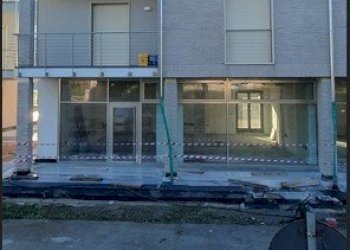 8.jpg - Locale Commerciale Via Antonio Carle snc, Cuneo - foto 4