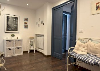 B.jpg - Appartamento Piazza Gaetano Alimonda 3, Genova - foto 1