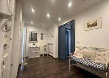 c.jpg - Appartamento Piazza Gaetano Alimonda 3, Genova - foto 2