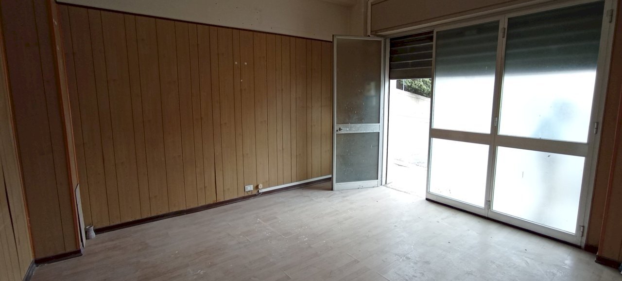 IMG_20250912_155618.jpg - Locale Commerciale Ragusa - foto 2